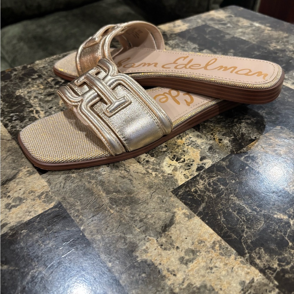 SAM EDELMAN IRINA GOLD LEATHER LOGO SLIDE FLAT SANDALS ( WOMENS 10.5 ) Preowned - Picture 8 of 8